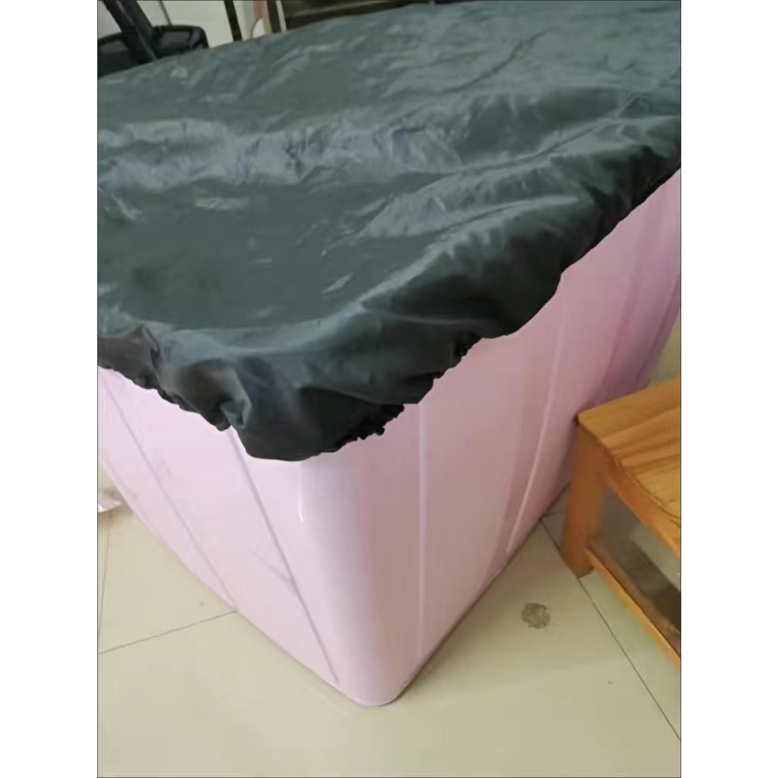 Wasserdichte Abdeckplane Für Aufbewahrungsboxen | 210D Polyester Staubschutz | Reißfest & UV-Beständig (97 × 75 × 10cm,schwarz)