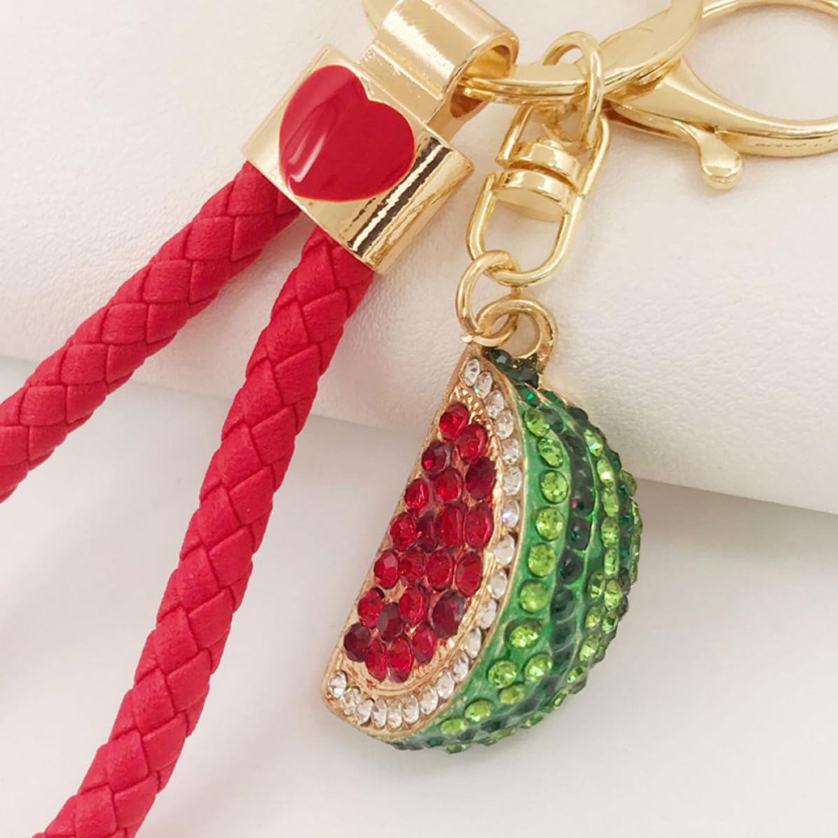 HEMOTON Glänzender Wassermelonen Schlüsselanhänger aus Zinklegierung mit vielseitigem Design, niedlicher Autoschlüssel Taschenanhänger für Geldbeutel und Rucksack