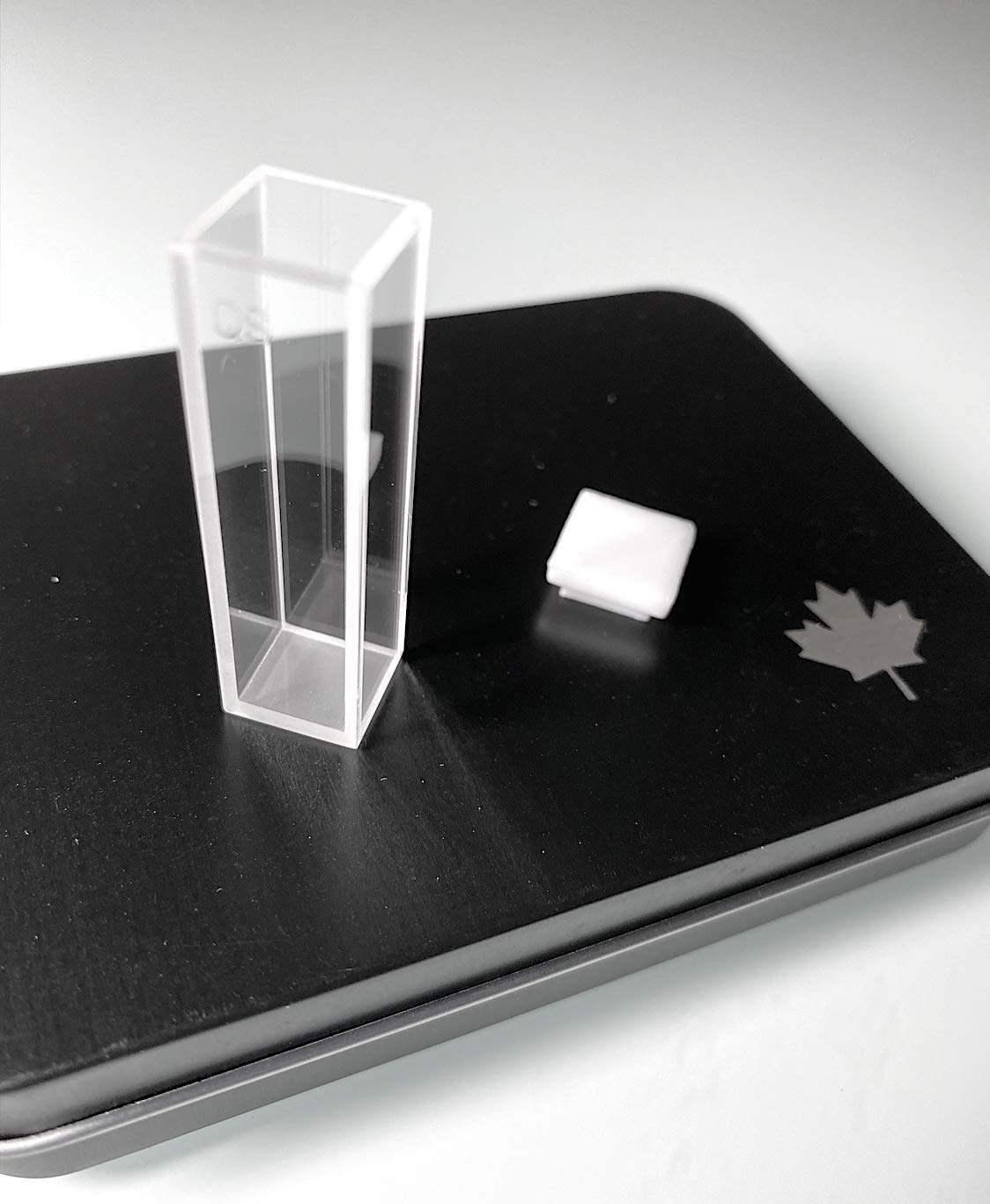 Alpha Nanotech UV Quartz Cuvettes (Pathlength: 10 mm; Chamber Volume: 3.5 ml; Four- or Five Sided Windows) (Four-Sided Cuvettes, Qty: 4)