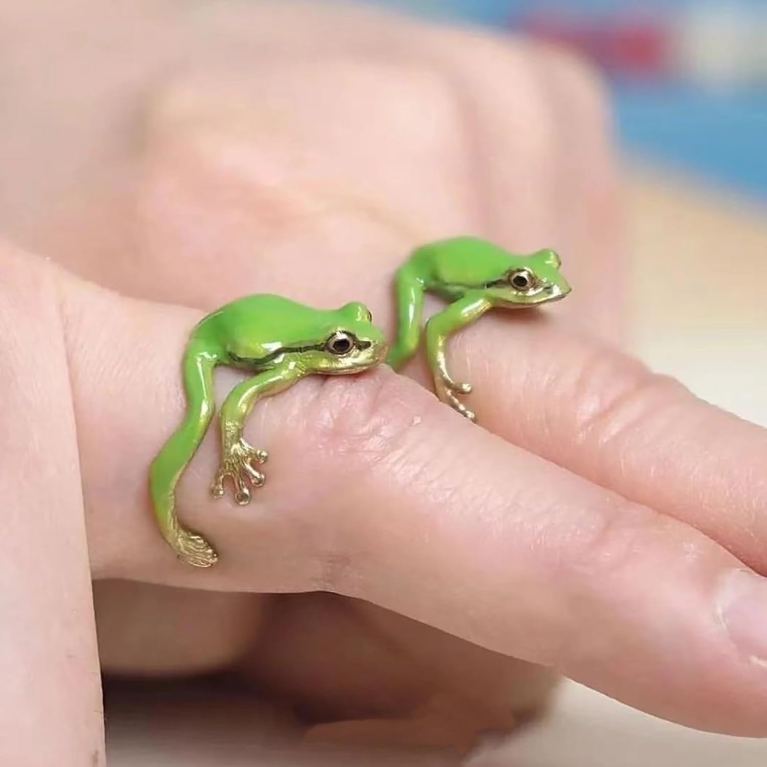 2 Pcs Cute Frog Rings for Women Adjustable Open Band Green Animal Finger Accessories Whimsical Jewelry for Best Friend Birthday Daily Wear image 2