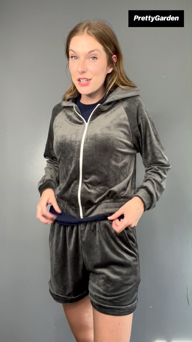 Womens Velvet Jogger Set on Amazon Live