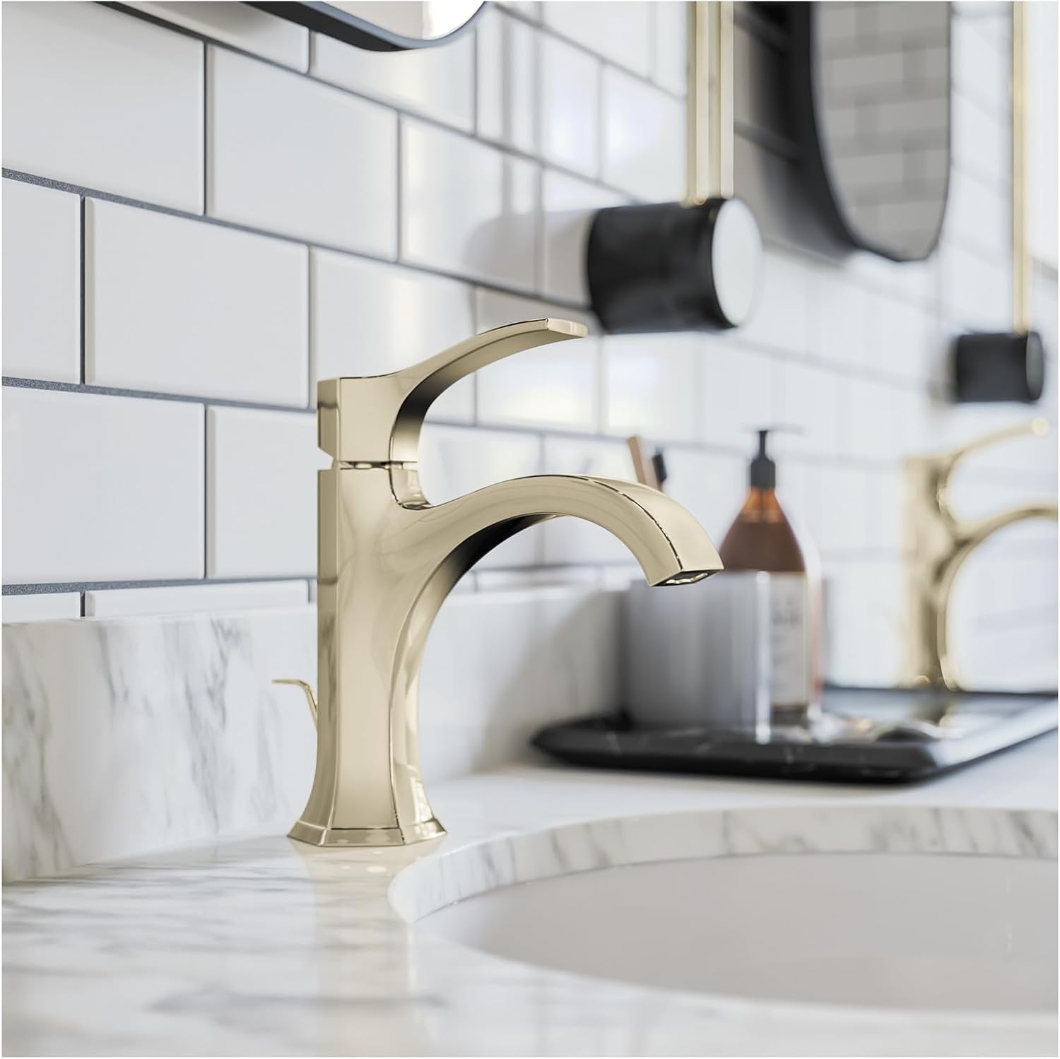 hansgrohe Locarno Transitional Ribbon Spray 1-Handle 1 8-inch Tall Bathroom Sink Faucet in Polished Nickel, 04810830
