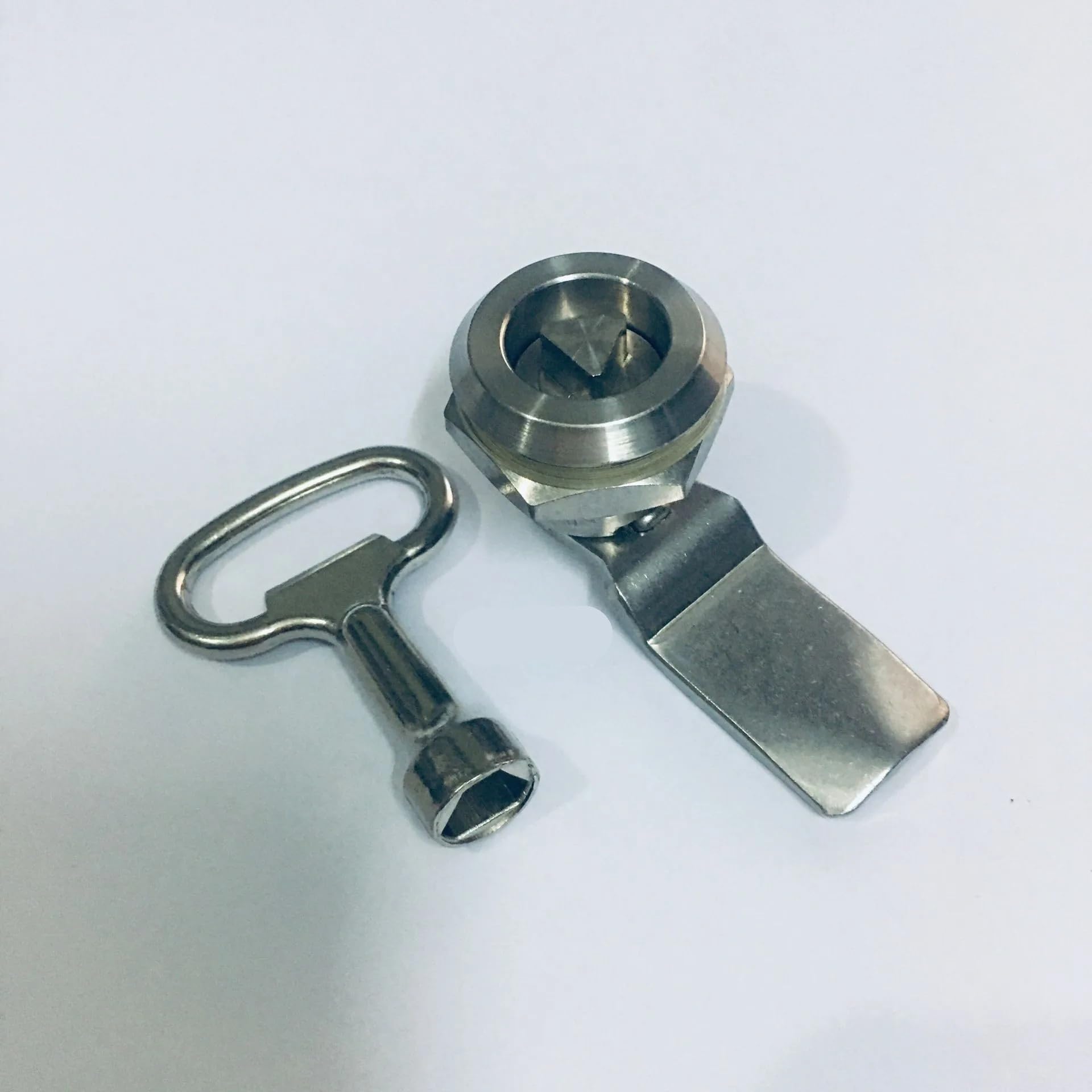 WPOIYHGBY Stainless Steel Triangle Cam Lock MS705 Cinet Locks Power Distribution Box Switch Equipment Control 1Pcs(With key-H 23-01)