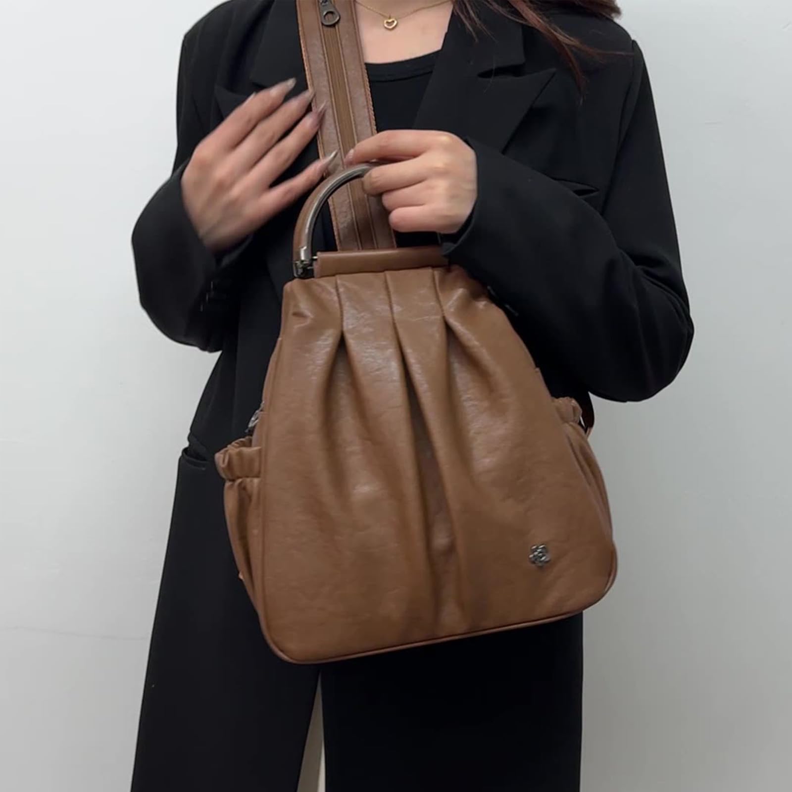 DEERWORD Mujer Bolsos Mochila Casual Bandolera Marca Mediano Antirrobo Italianos PU Cuero 82127 1 piezas Marrón