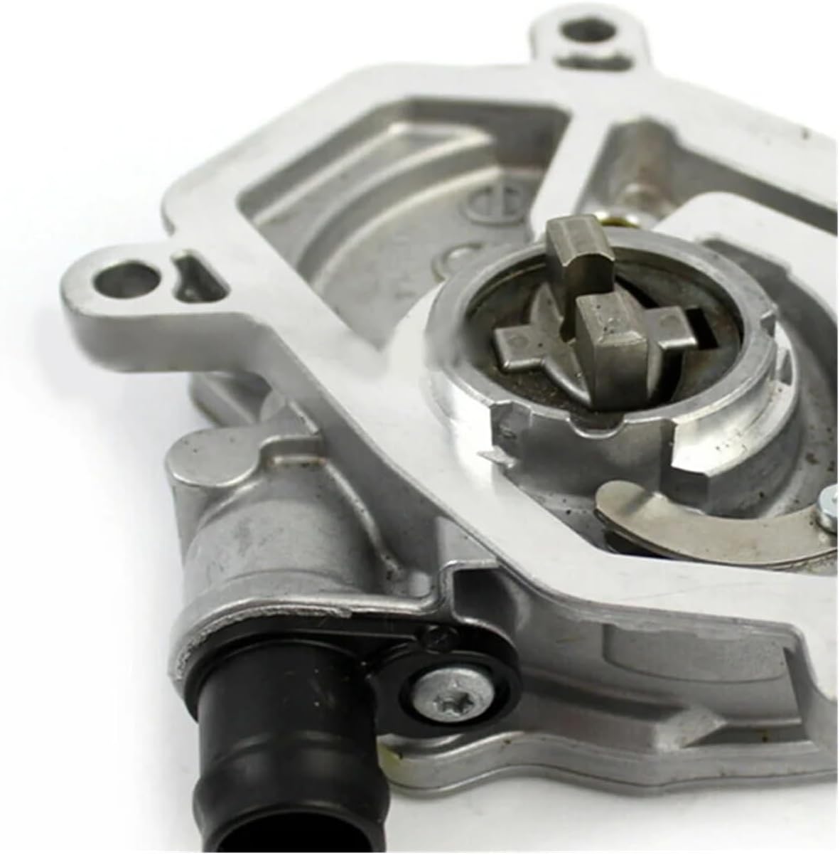 A2701801001 2701800901 Engine Attachments Brake Vacuum Pump Compatible With Mercedes-Benz 270 180 W205 W212 W213 W253