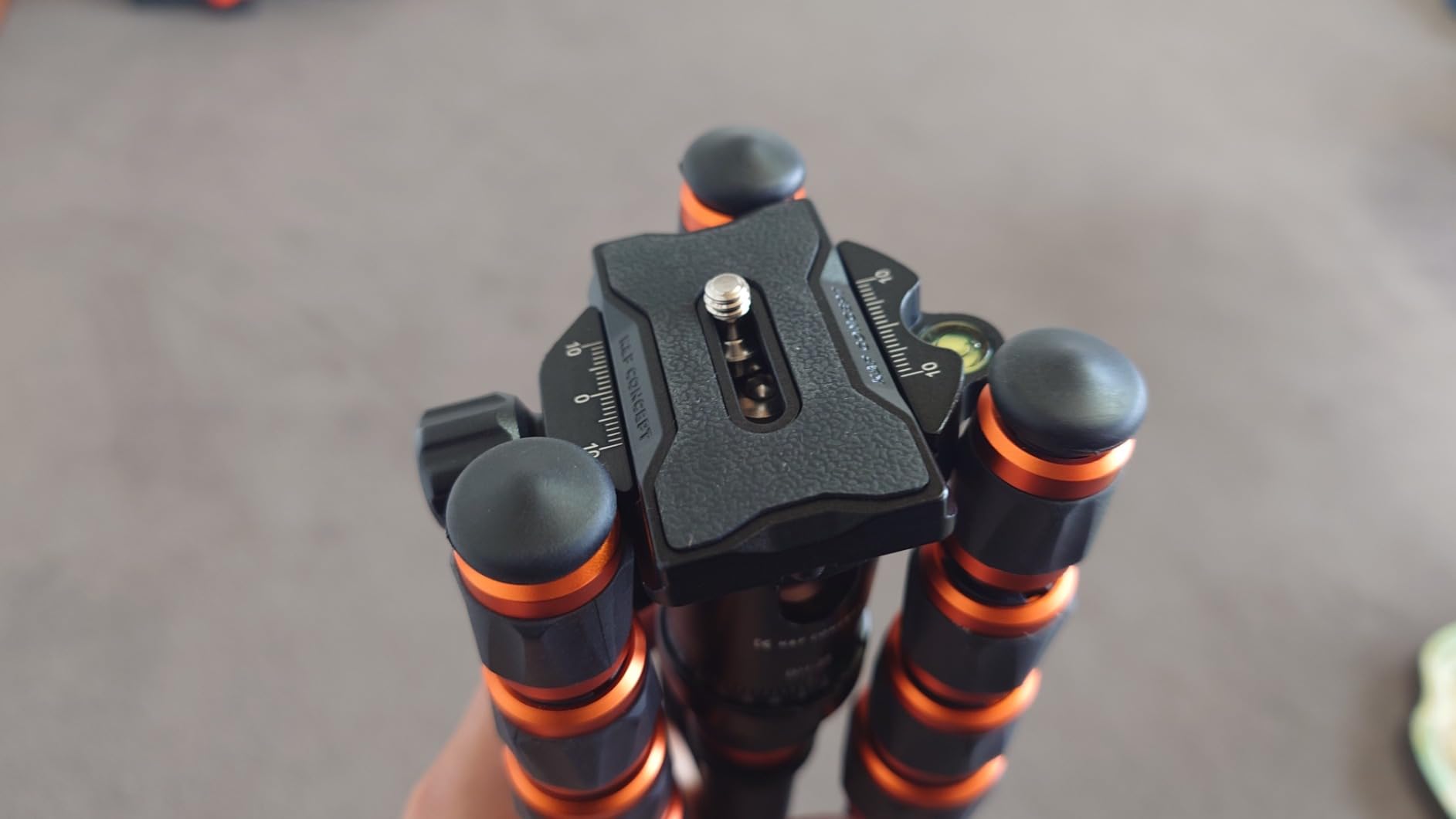 安いのに高機能でしっかりしてます。残念ポイントは収納性と説明書が無い点