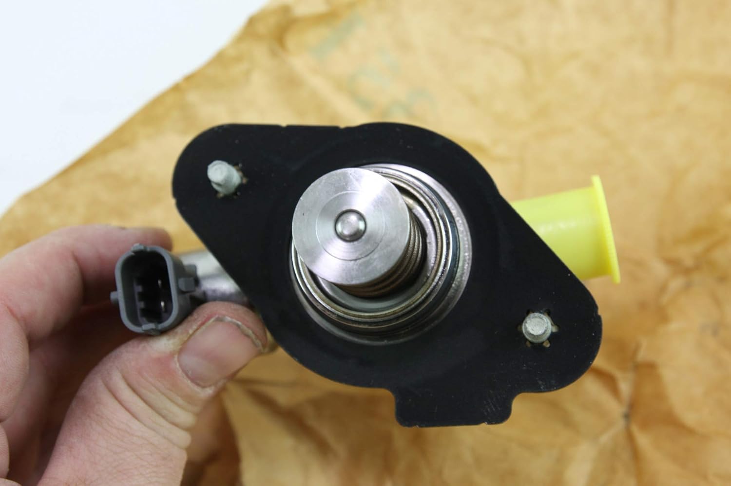 General Motors 12658552, Mechanical Fuel Pump