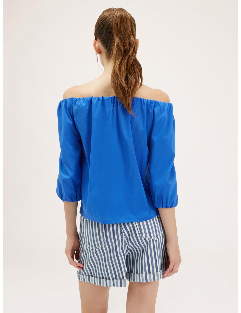 Motivi: Blusa con Scollo Elastico off-Shoulder Stagione Primavera Estate 2024.