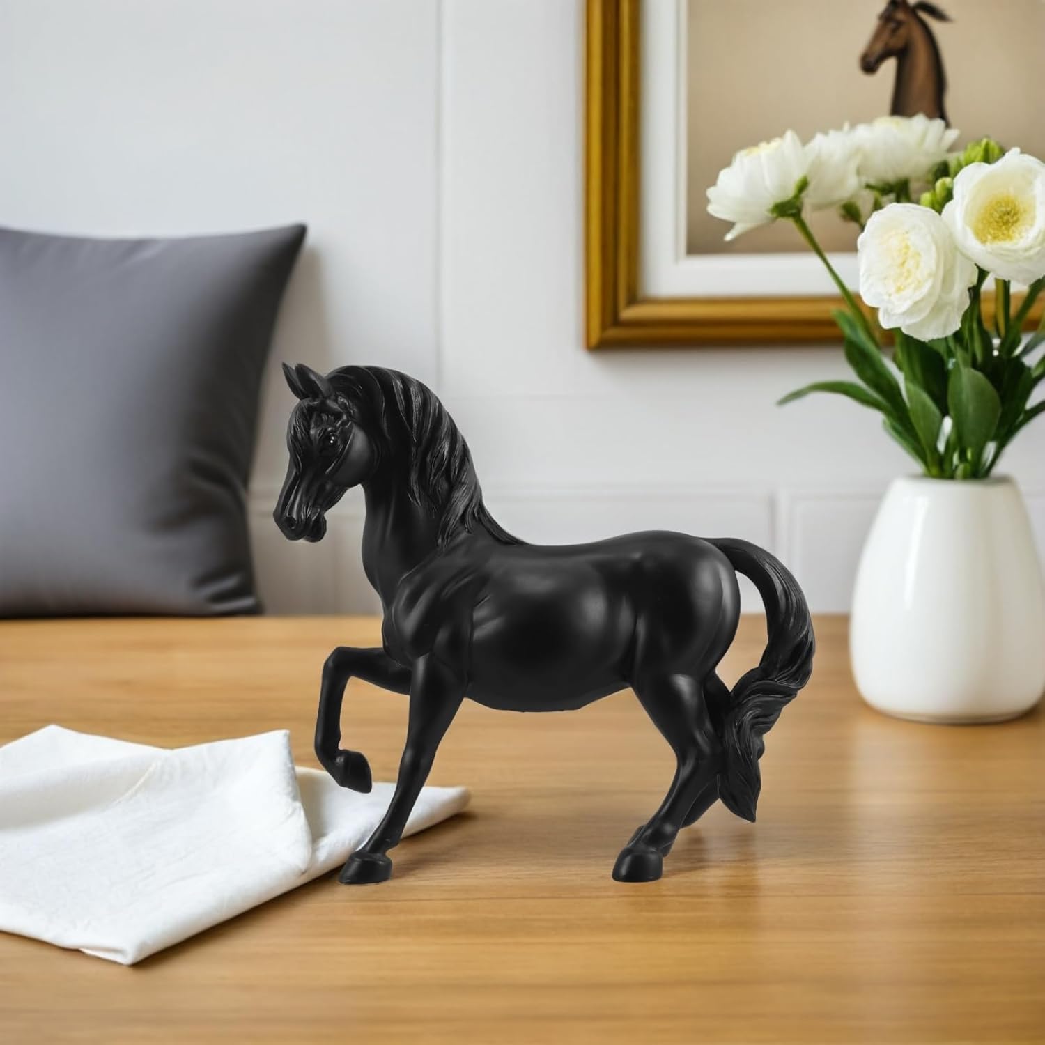 Resin Money Bank: Horse Coin Storage Jar Piggy Bank Savings Keeper for 2026 Chinese New Year Party Supplies and Home Decor