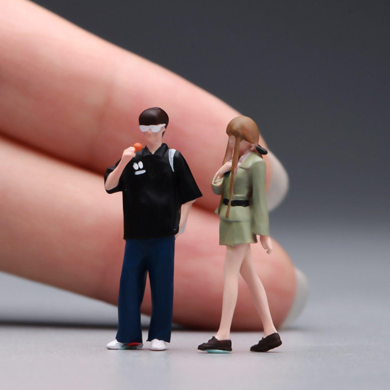 2 Pezzi di Miniature, Diorama, Modello di Scena, Coppia Maschile E Femminile, Piccole Bambole Realistiche in Resina, da Esporre in Ambientazioni