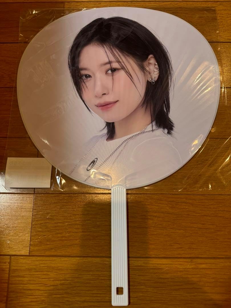 ME:I ME:ICONIC ミーアイ 笠原桃奈 うちわ ホーム＆キッチン