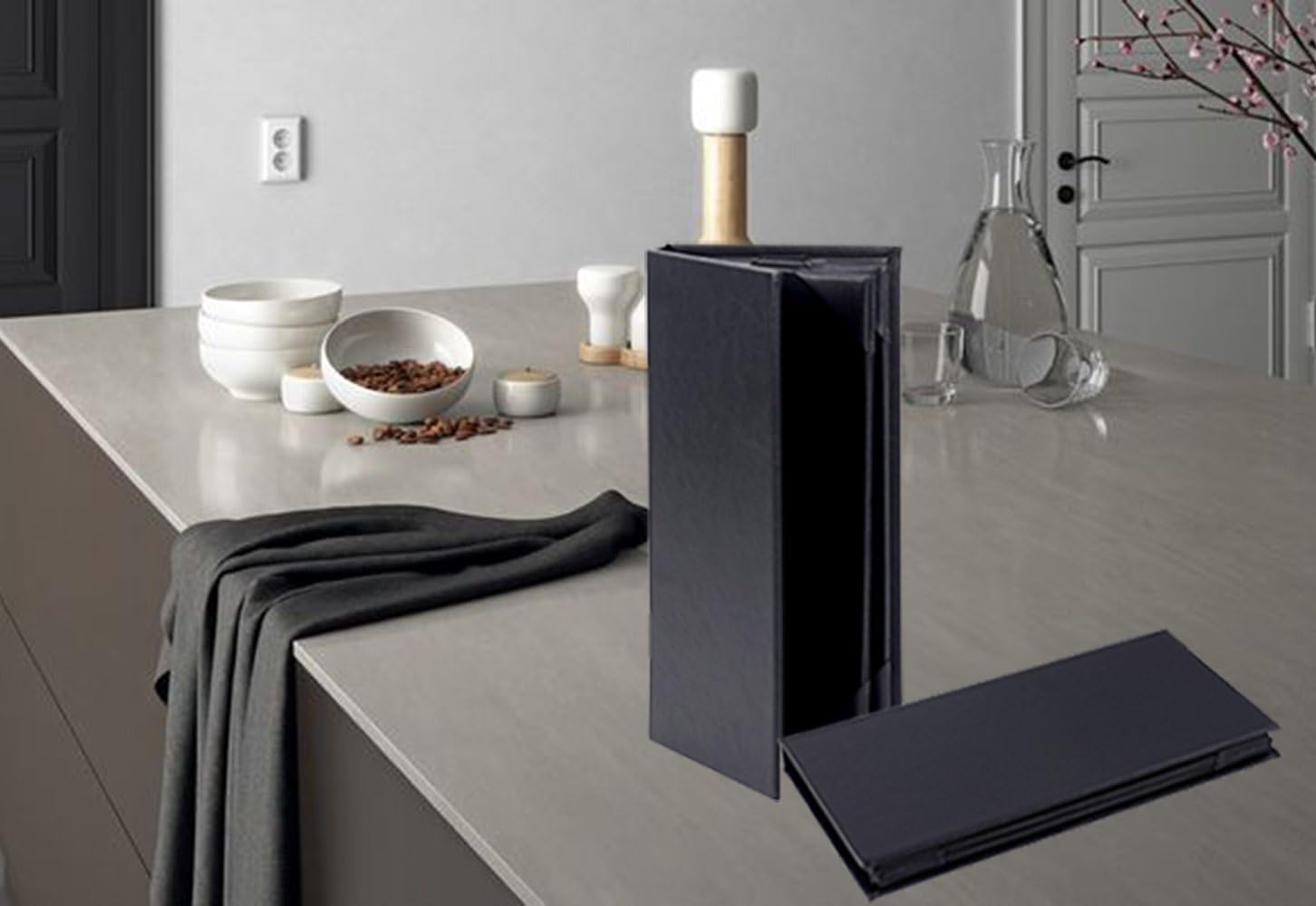 Limited Stock 3 Segment Menu Holder Menu Covers Four fold Panel menu (11.6×4.9 inch/Classic style)