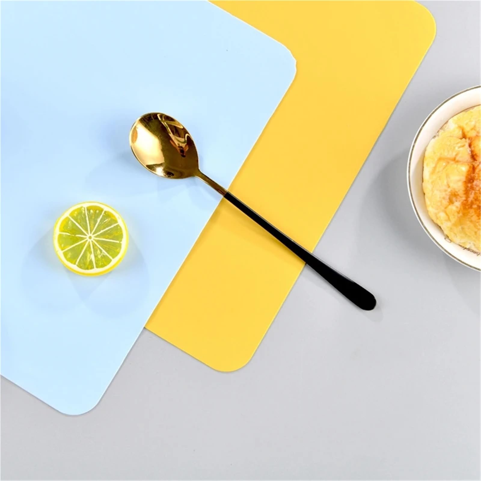 Tovagliette in silicone per uso alimentare, antiscivolo, protezione per piano di lavoro, tappetino da cucina, tappetino da forno, lavabile in lavastoviglie (silicone grigio crema, 40 x 30 cm, 10 pezzi