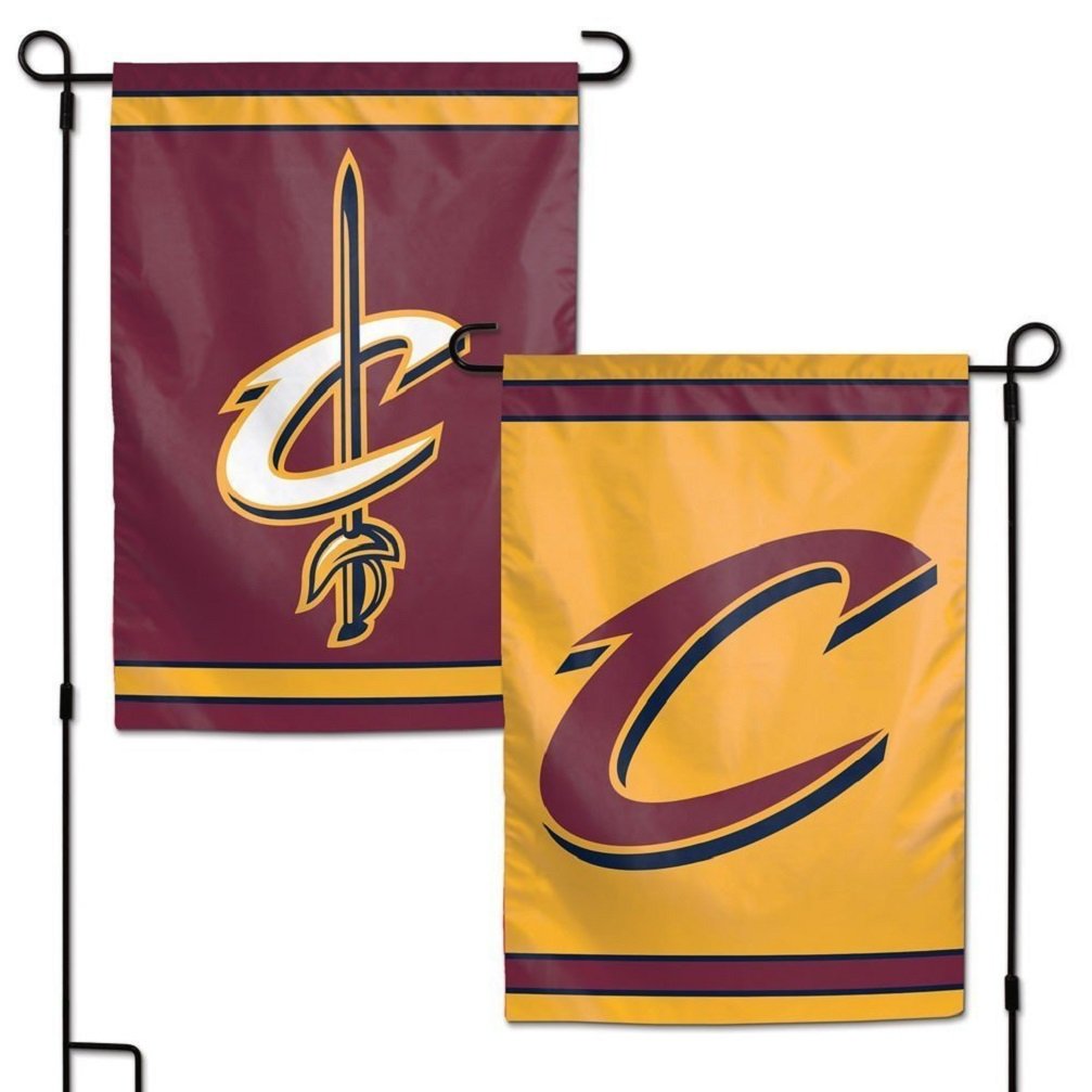 Amazon.com : NBA Cleveland Cavaliers Garden Flag : Sports