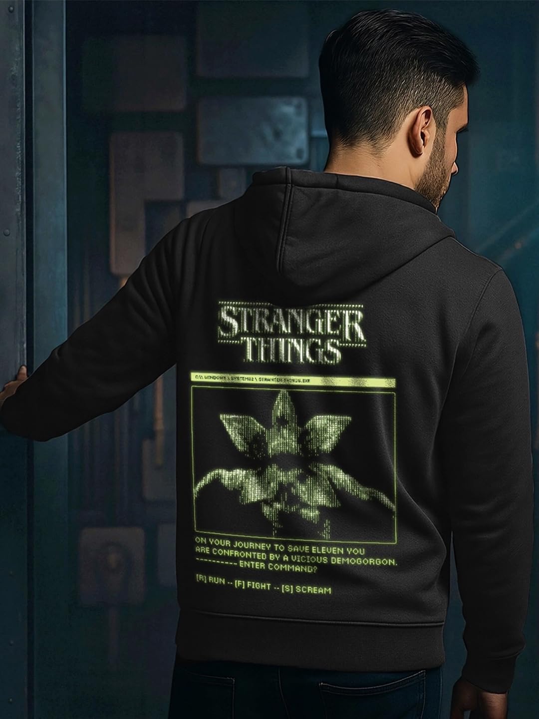 Bewakoof Oficjalna męska bluza z kapturem Stranger Things z nadrukiem graficznym, regularny krój, z długim rękawem, polarowa bluza z kapturem