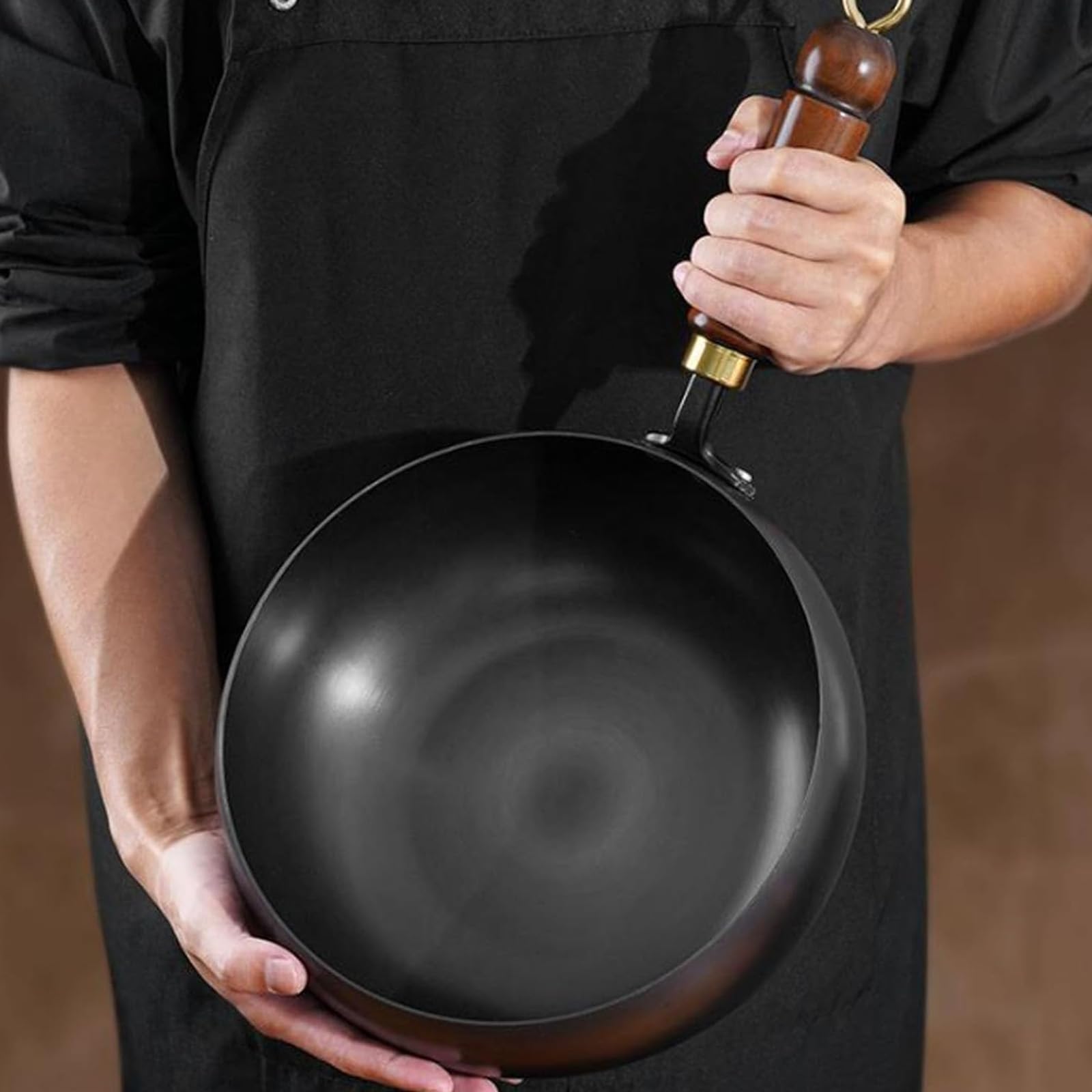 żeliwna Patelnia Z Pokrywką, Ręcznie Kuta Niepowlekana Patelnia Z żelaza, Naturalnie Nieprzywierająca, Drewniana Rączka, Do Płyt Gazowych I Indukcyjnych Wooden lid