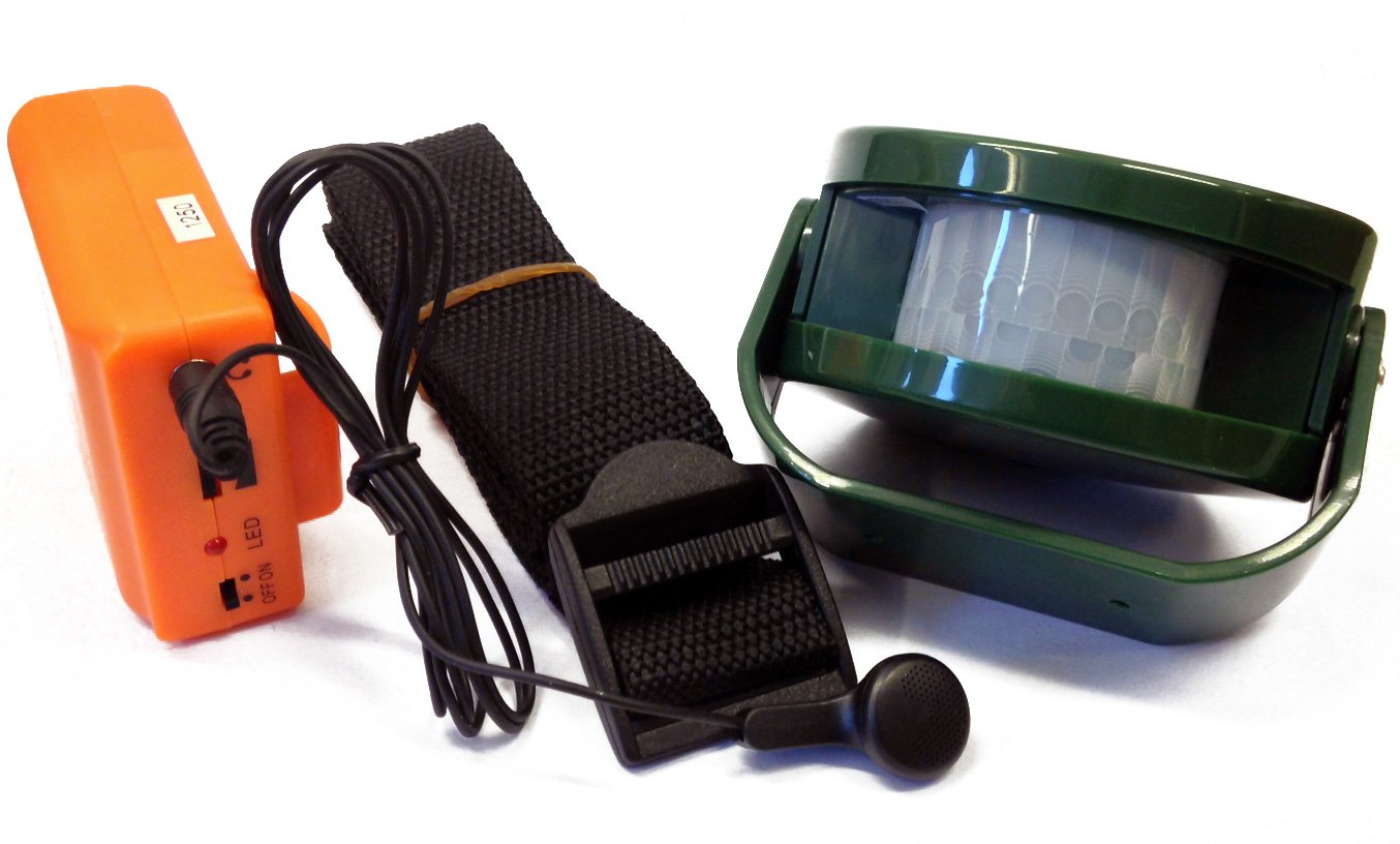 Berger + Schröter Wildmelder Bewegungsmelderset Hunting Alarm, Grün, M,  31622 : Amazon.de: Sport & Freizeit