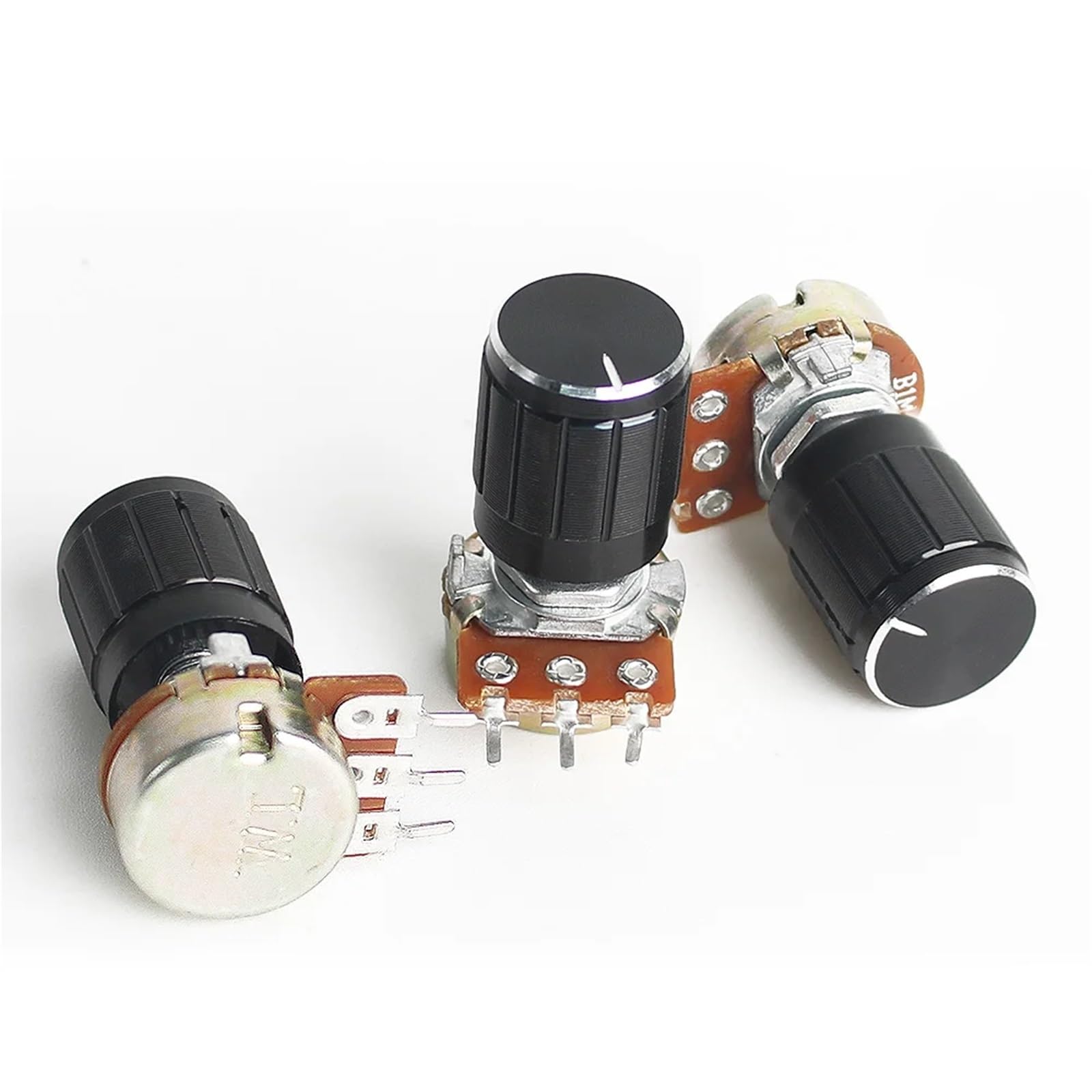 Lot de 5 potentiomètres WH148 250K Ohm rotatifs linéaires avec boutons