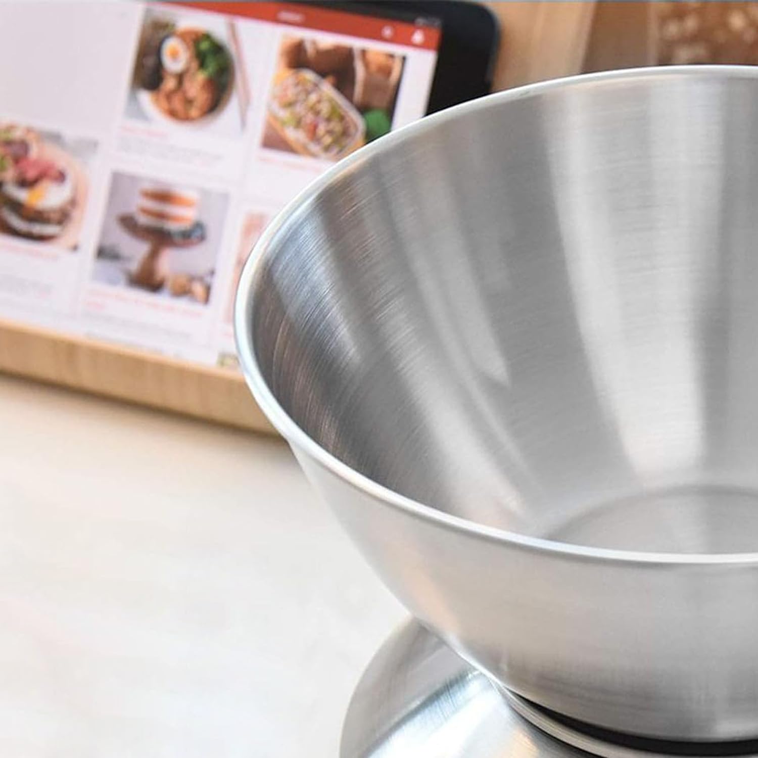 Bilancia Digitale con Ciotola - Bilancia con Display LCD con Multifunzione e Funzione Tara, in Acciaio Inox, Ciotola di 2L, Portata fino a 5Kg