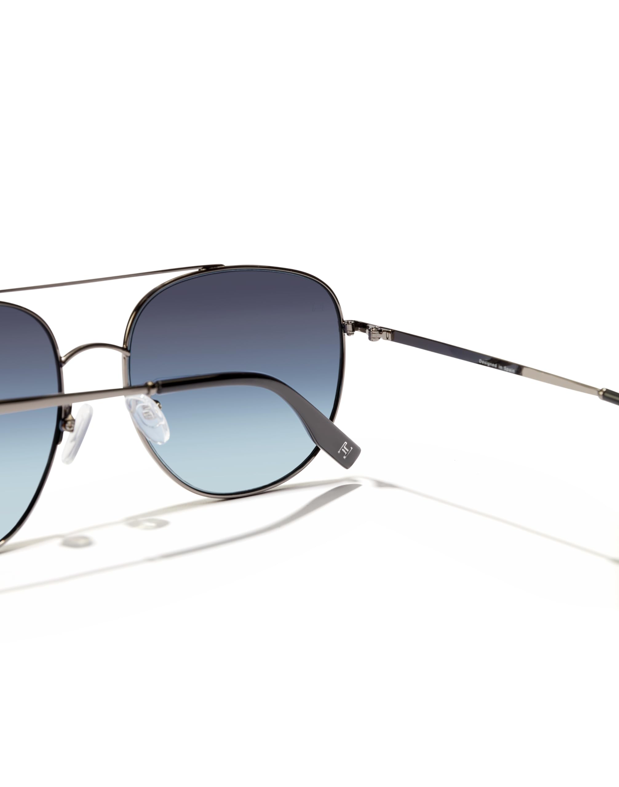 HAWKERS Sunglasses SWAG for men and women, Gun Metal Blue Denim - Image 4