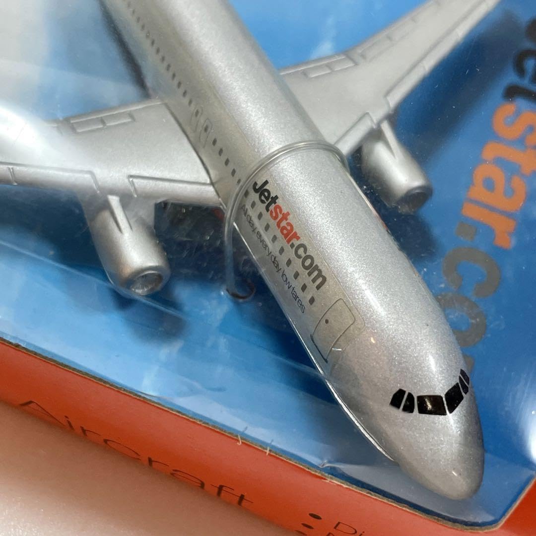 Amazon.co.jp: ジェットスター 飛行機模型 jet star : おもちゃ