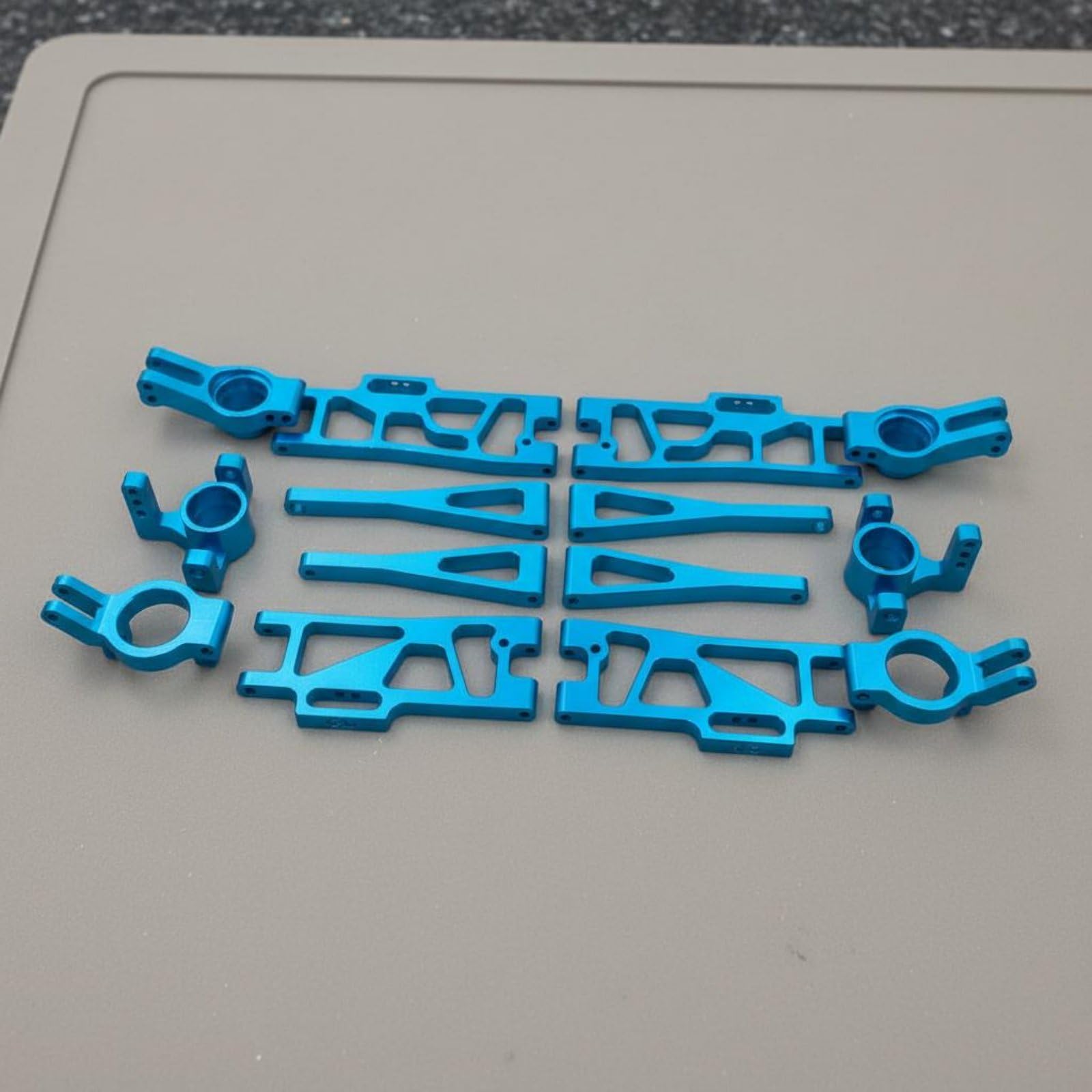 Piezas para Coche RC Kit de Suspensión Brazo de Control Soportes Dirección Copas Rueda Metal Compatibles Wltoys Instalación Sencilla Adecuadas para, Oro