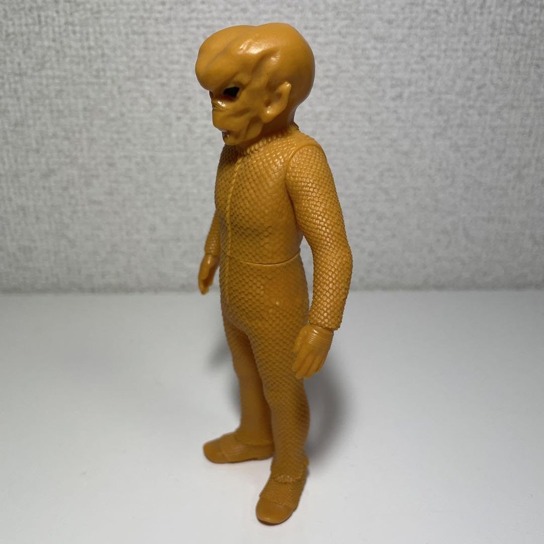 バド星人　ウルトラ怪獣500シリーズガシャポン　ソフビ ガシャポン ウルトラ怪獣500 バド星人の通販 by リバーデイル's