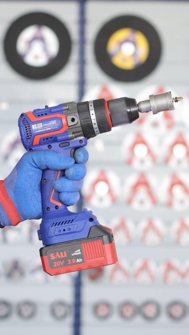 Image of SALI 1-3 /16 inch (30mm) TCT Hole Saw Kit Tungsten Carbide Tipped Hole Saw Drill Bit with Titanium-Plated Pilot Drill bit for Metal, Stainless Steel, Iron, Wood, Plastic