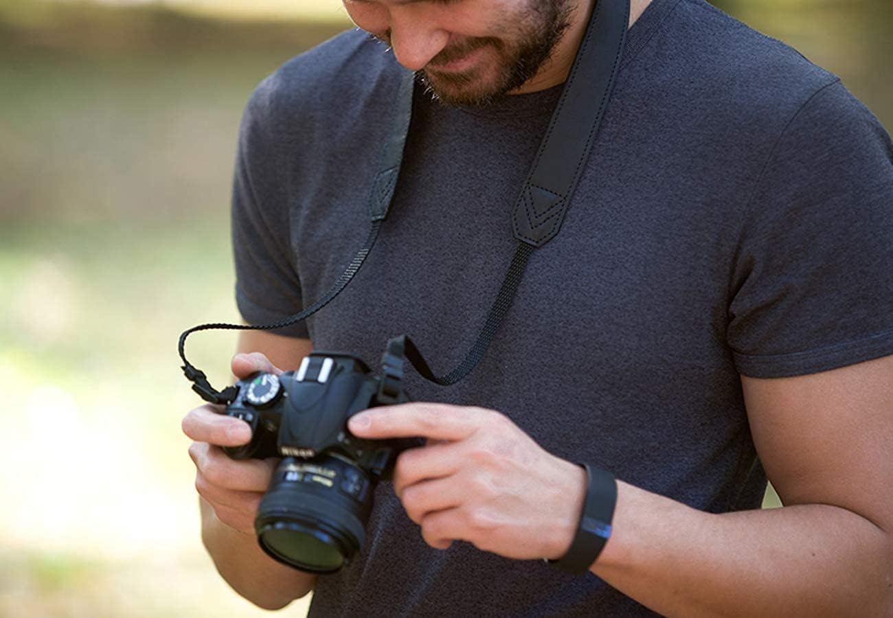 Leather Camera Strap - Personalized Custom Camera Strap - Adjustable Universal Neck Strap for Men & Women Best Gift for Photographers.
