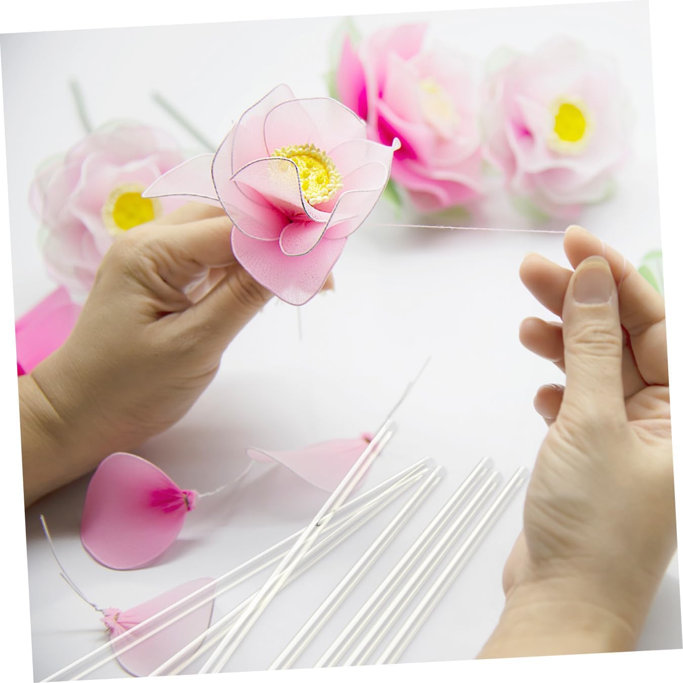 Tofficu 400pcs Chocolate Holder Sticks Premium Decorative Chocolate Support Straws for Candy Decoration Truffle Wrappers for Events and Celebrations