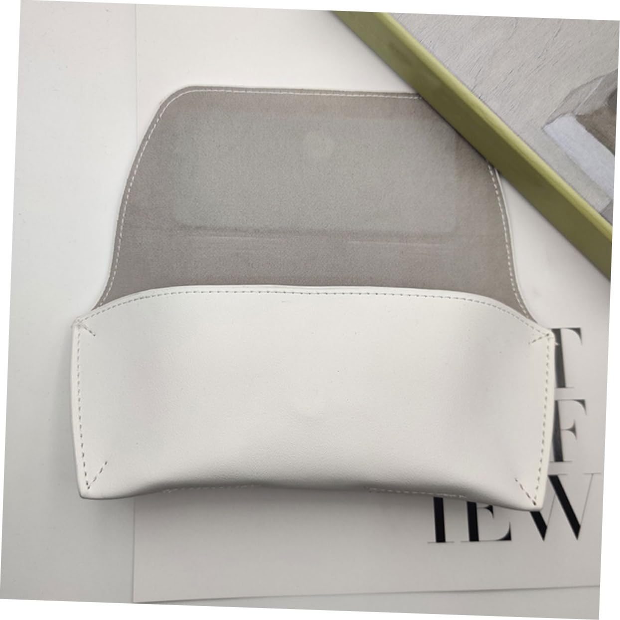 FOMIYES Brillenschutzhülle Tragbare Tasche Damen Sonnenbrillentasche Schmal Für Sonnenbrillen Brillen Lesebrillen Tasche Niedlich Pvc Weiß