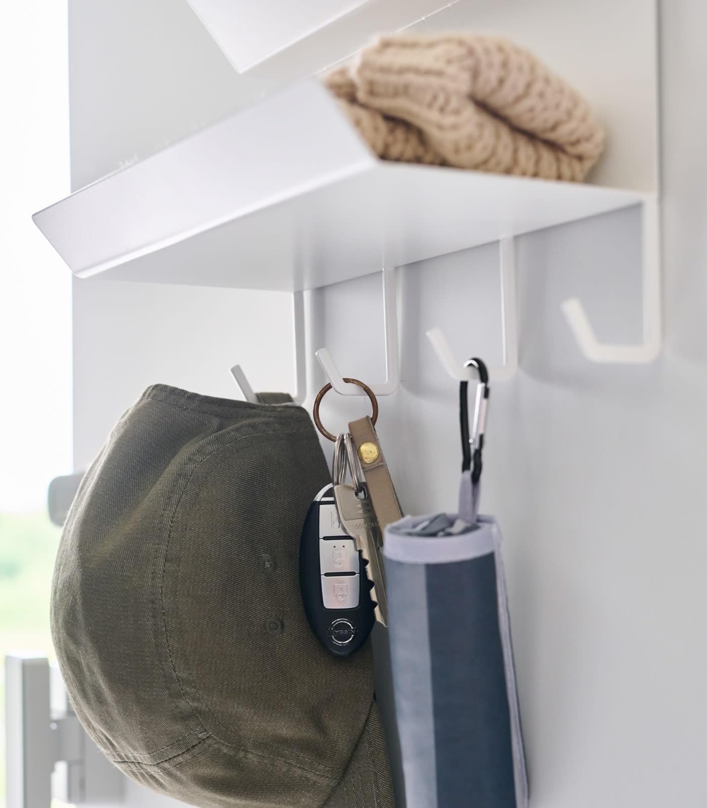 Yamazaki Tower Magnetic Glove Holder