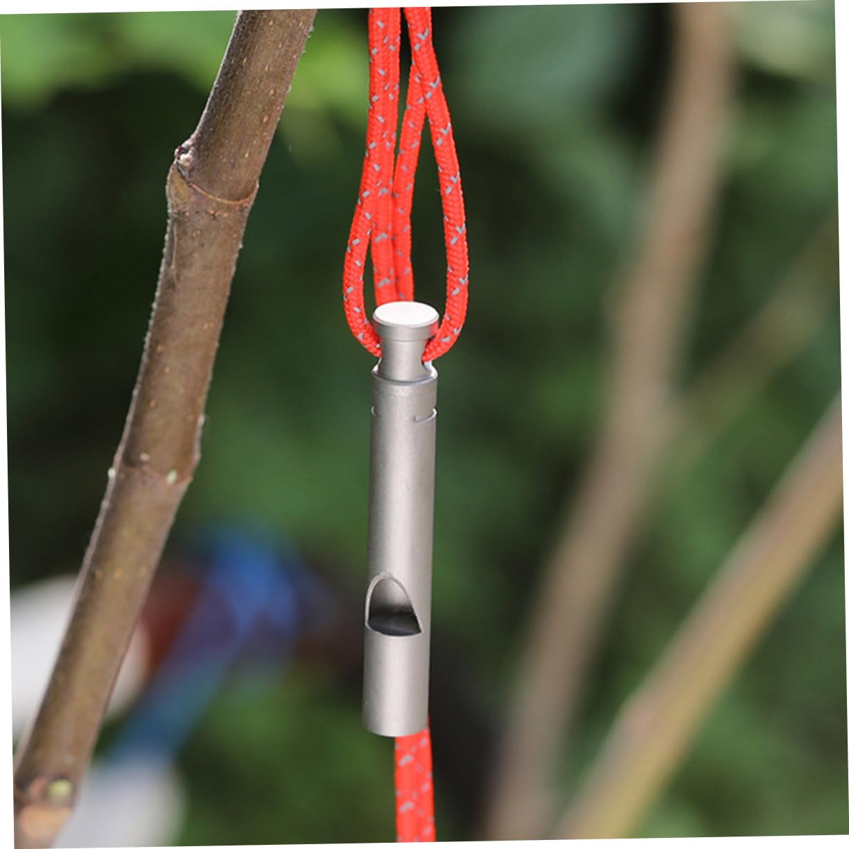 BESTonZON Titanpfeife Sportpfeife mit Lanyard Sport & Freizeit Notpfeife Party Wandern pfeifenständer düdük Notfallsignalpfeife dekorative Campingpfeife Lehrerpfeife Silver