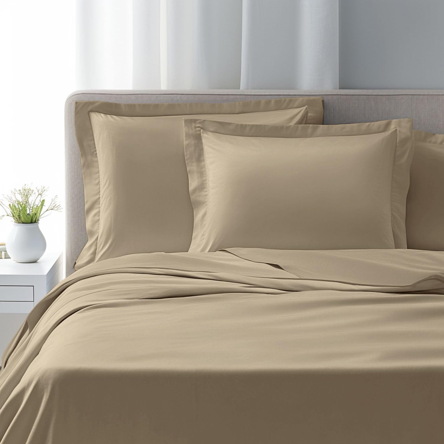 domus&trend - Completo Letto Matrimoniale KingSize con Lenzuola Matrimoniali Cotone Percalle 270x300 + 1 Lenzuolo con Angoli Coprimaterasso Sotto 200x200x30 + 2 Federe Cuscino Letto 50x80