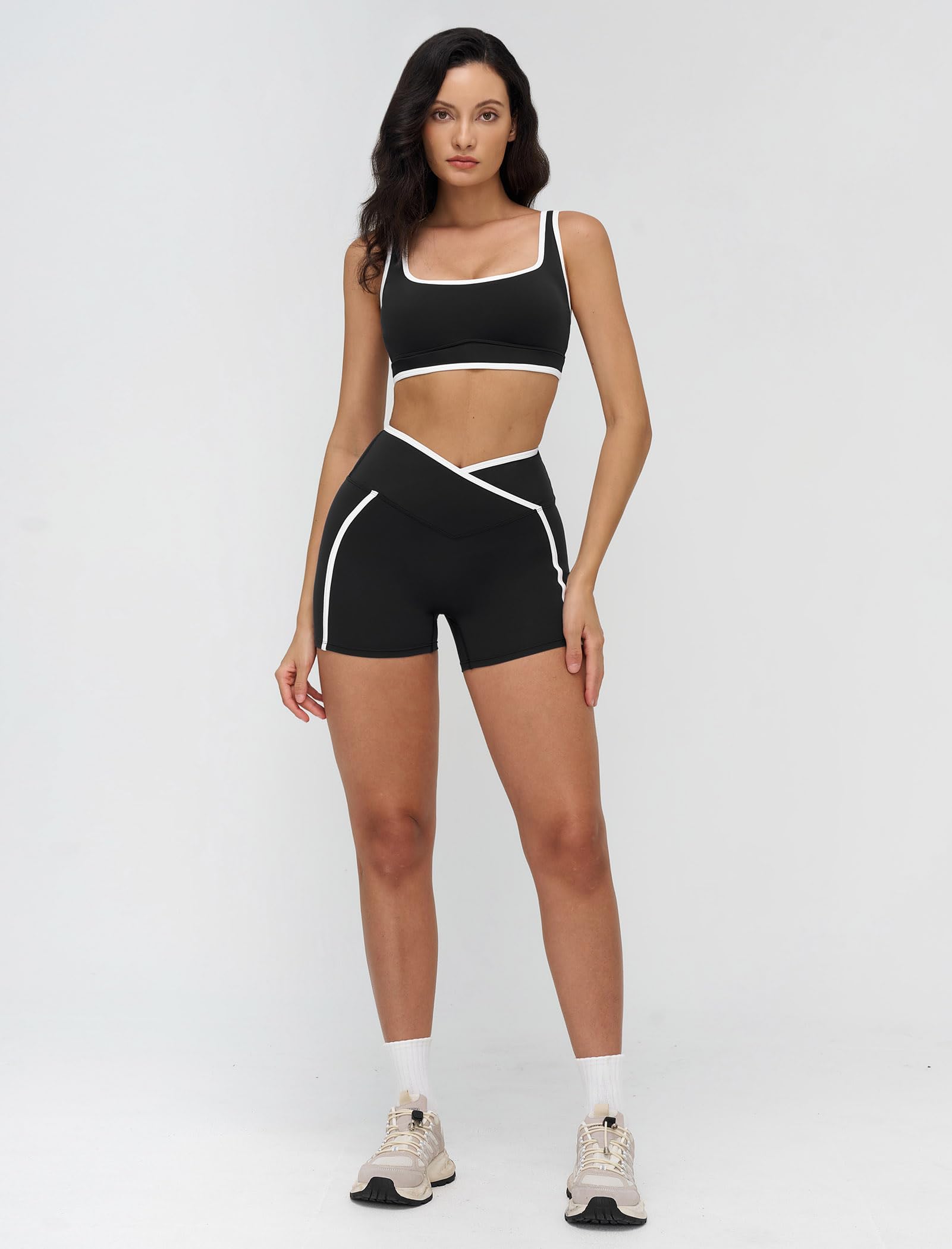 Set da yoga da donna, set sportivo per fitness, a vita alta, incrociato, push up, modellante, 2 pezzi, con reggiseno sexy sulla schiena e pantaloncini per yoga, palestra, allenamento