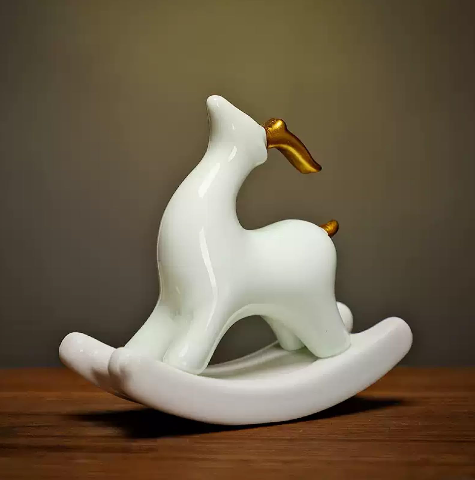 DECRZPB Ceramic Ornament Rocking reindeer Handcrafted Sculpture Arts Home Decor Office Wedding Gift