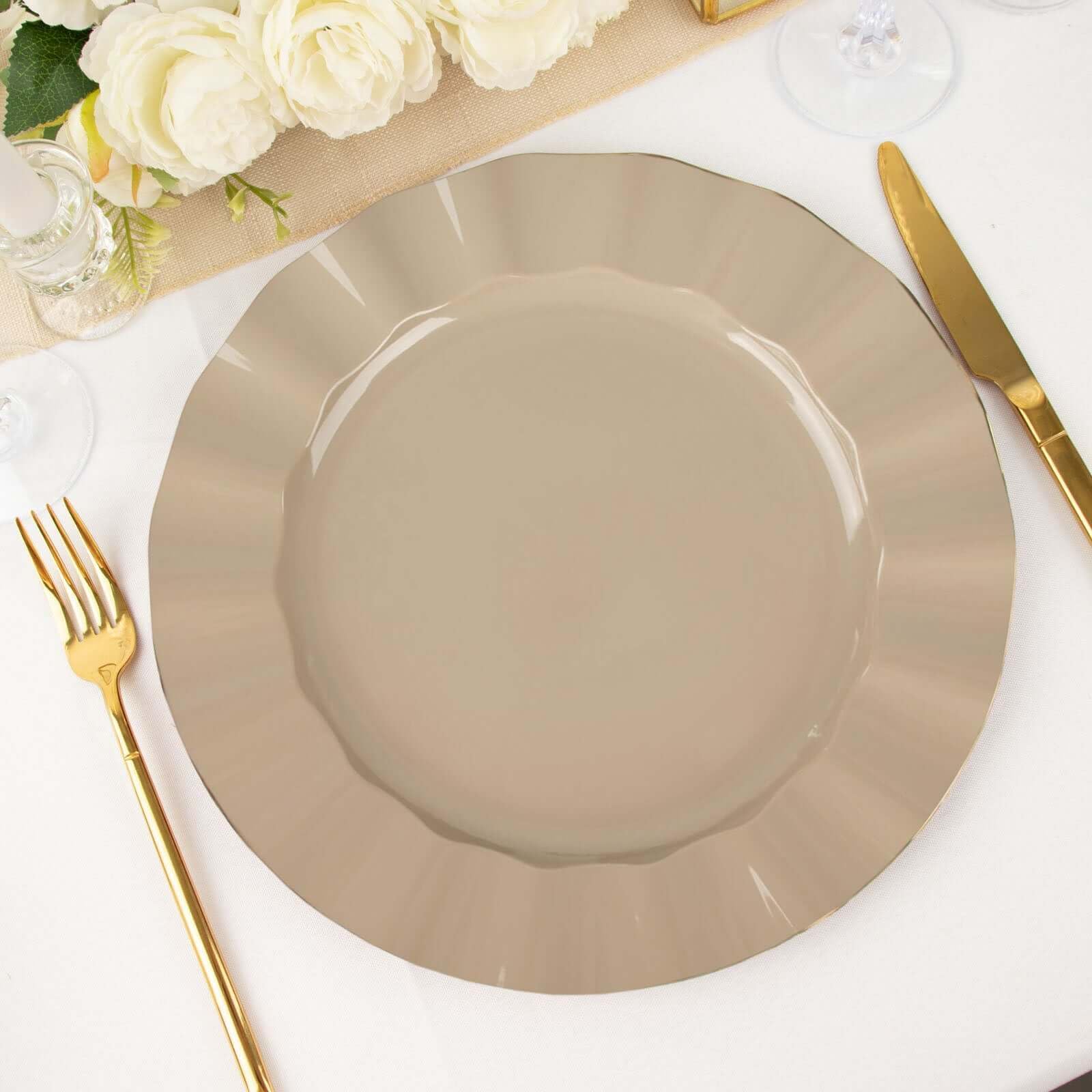 Efavormart 11" Dinner Plates – Set of 10 Plastic Taupe Round Disposable Plates with Gold Ruffled Rim – Elegant Tableware for Wedding Receptions, Dinner Parties, Holiday Events, and Catering