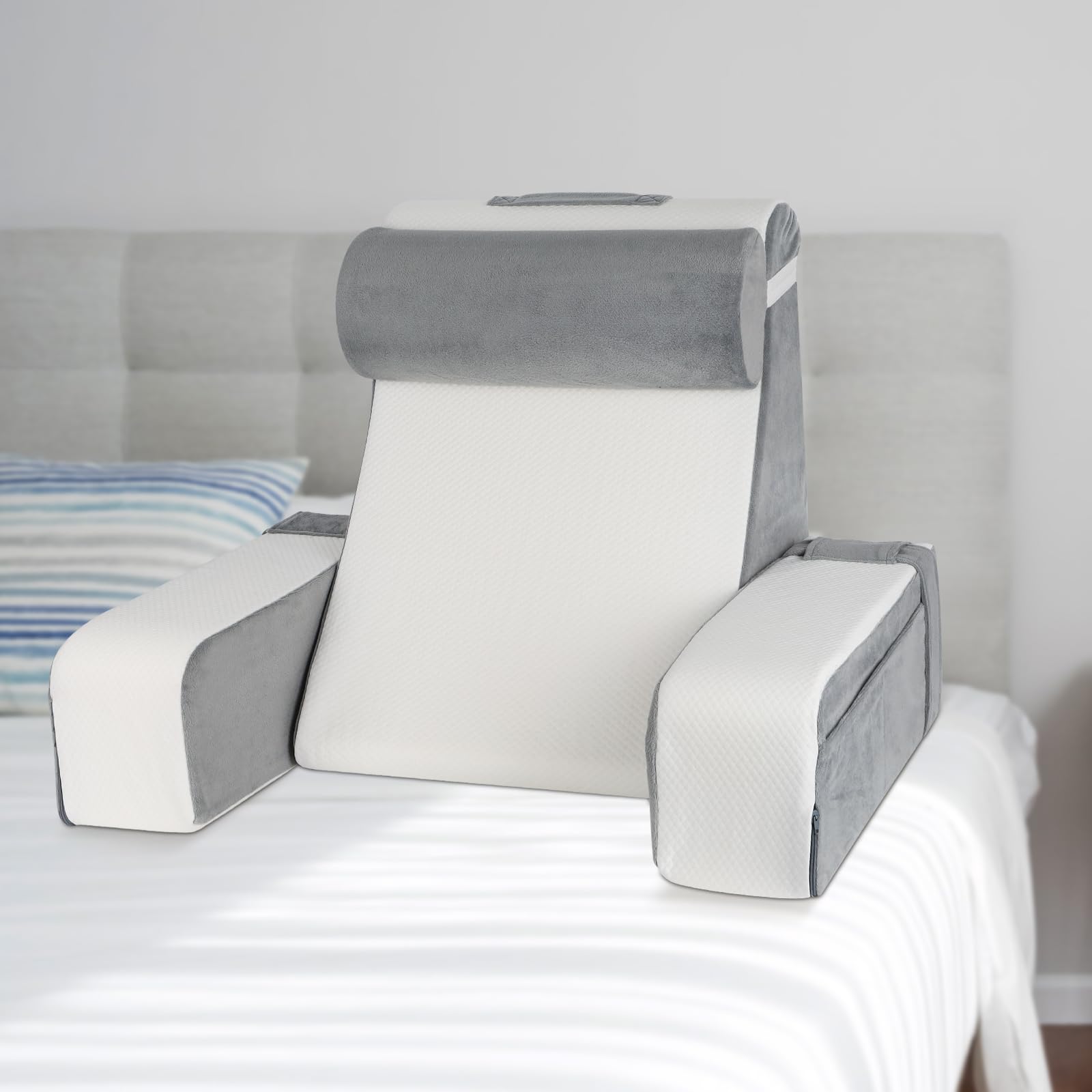 Maux de dos et ronflement atténués avec ce grand coussin biseauté