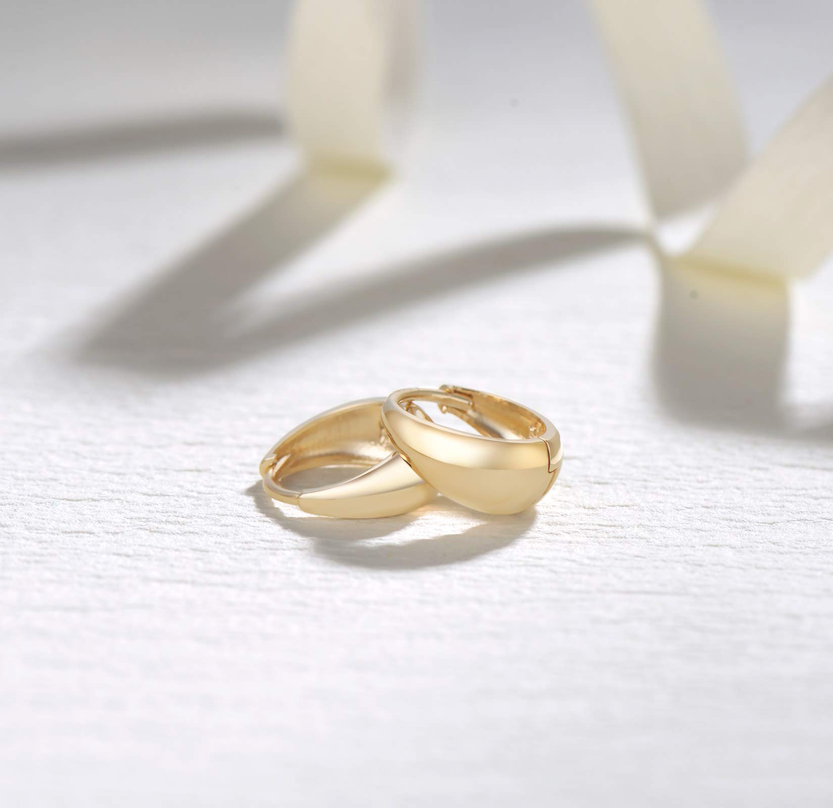 FANCIME Solide 14 Karat 585 Gelb Gold Creolen Huggies Ohrringe Basic Minimalist Schmuck Geschenk für Damen Mädchen