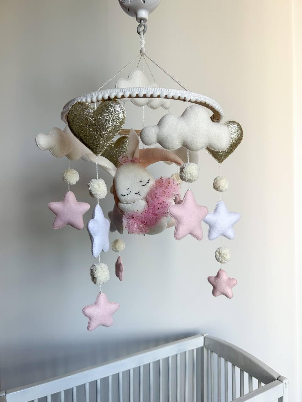 Baby mobile Montessori Giostrina lettino per neonato Carillon giostrina musicale in feltro, idea regalo neonato baby shower (Coniglietta) (Rosa)