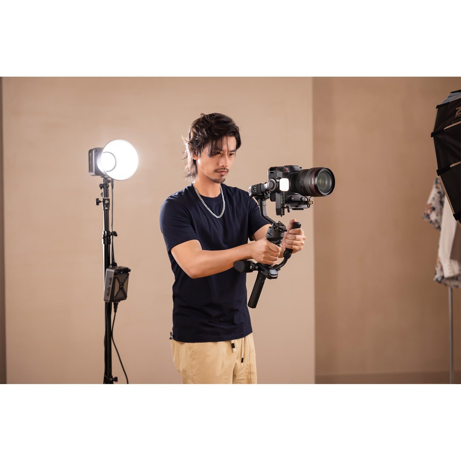 Zhiyun Crane 4 Combo,Estabilizador De Cardán para Cámara DSLR y Cámaras de Cine Videocámara para Cámara Sony Canon Panasonic Nikon,Blackmagic 6K 4K
