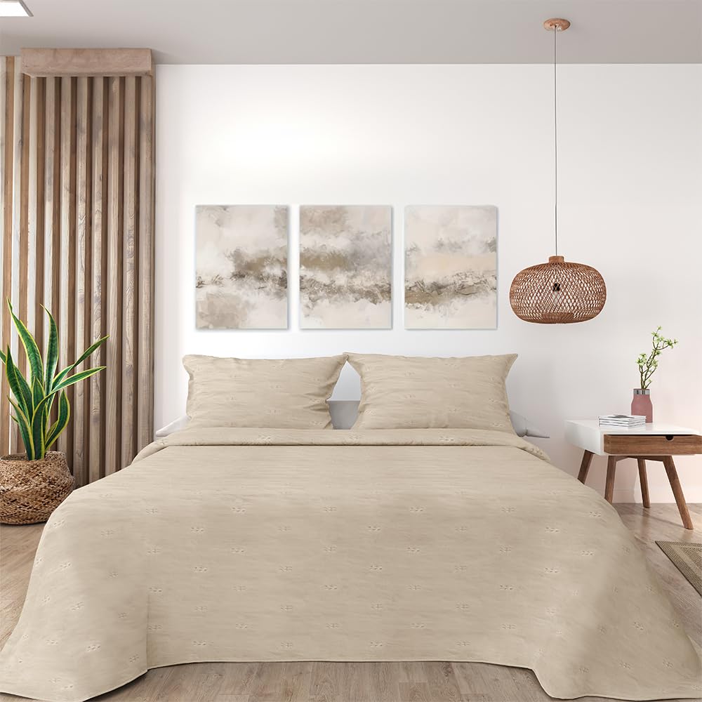DECASATEXTIL- Colcha Bouti Fina con Diferentes diseños - Suavidad y Versatilidad, Ideal para Todo el Año - 100% Microfibra. (Cama 150/160 cm- 250x270cm, Sumit Beige)