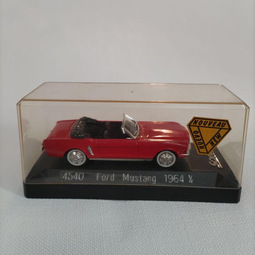 1964 Ford Mustang ペダルカー 1/3 ダイキャスト 限定 箱付 1964 Ford Mustang ペダルカー 1/3 ダイキャスト 限定 箱付 Amazon.co