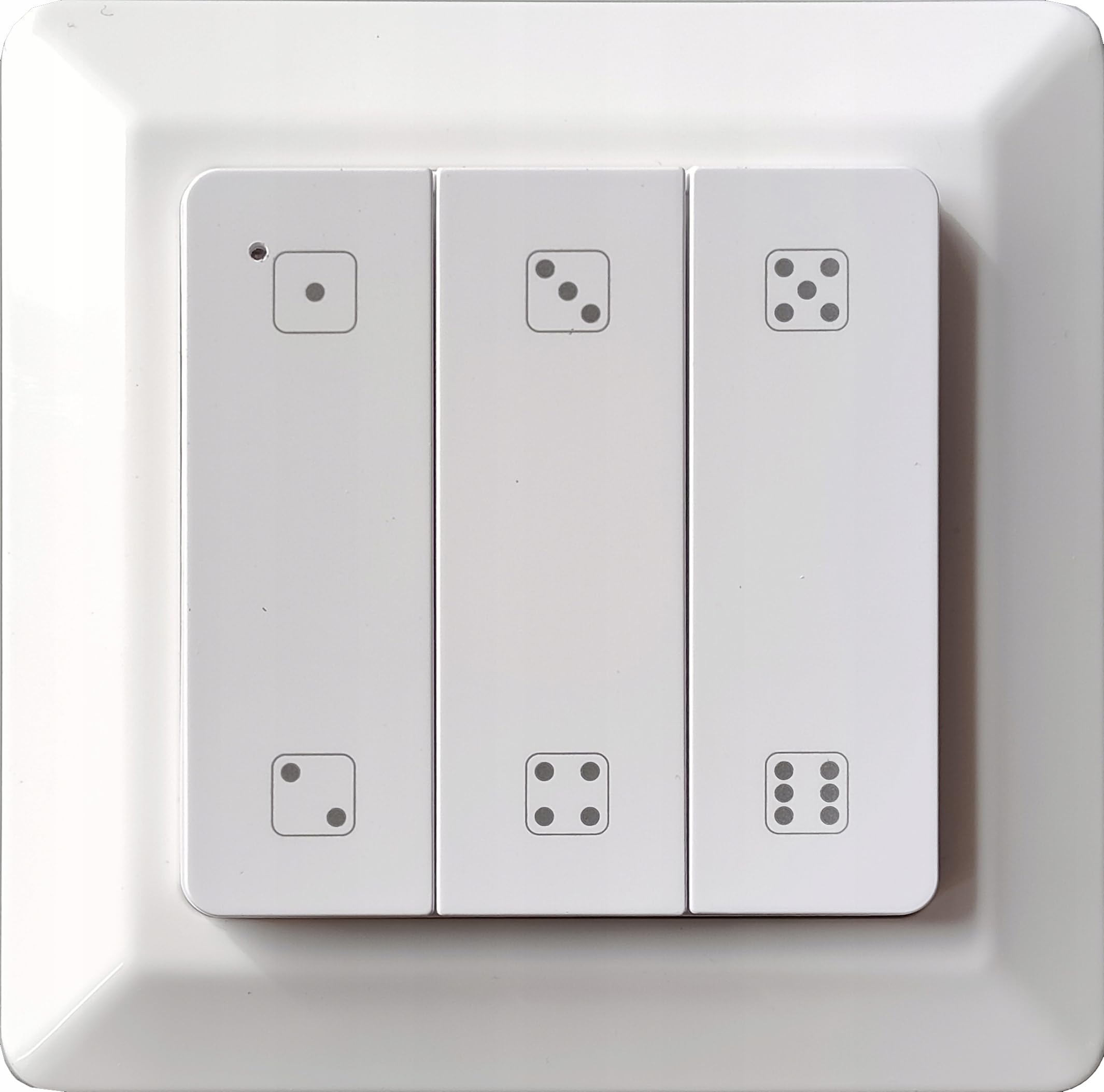Interruptor remoto 18 escenas magnético ZigBee Tuya
