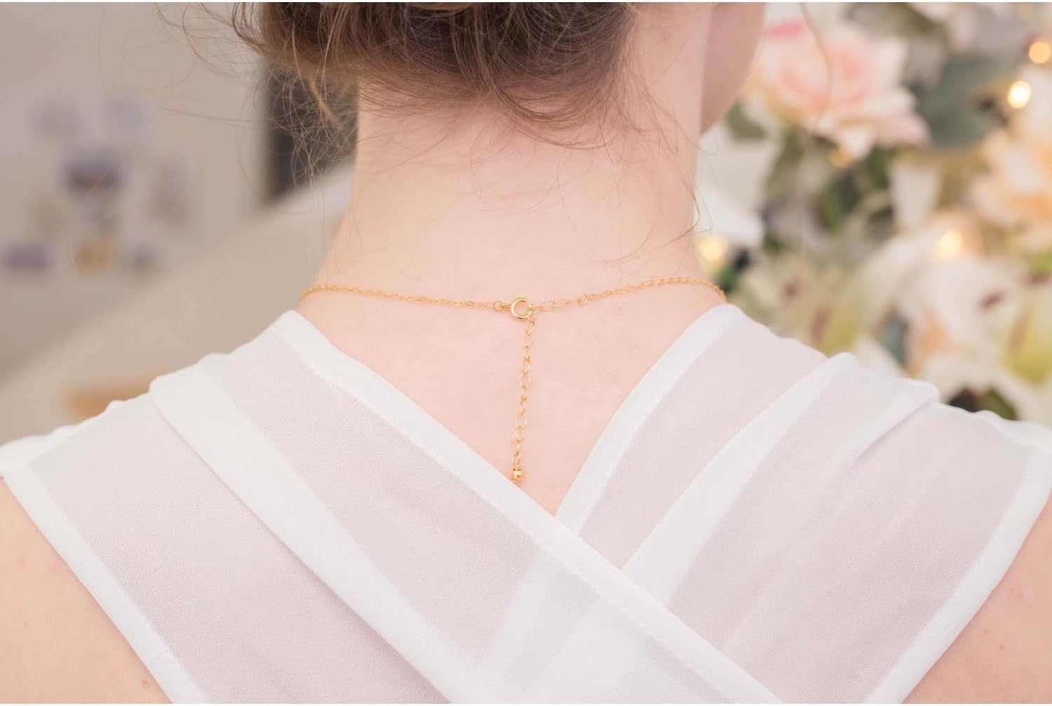 B. BRILLIANT Jewelry Sets for Women, Round Halo Simulated Gemstones Short Choker Collar Dainty Pendant Necklace and Stud Earrings Set for Bridesmaids with Jewelry Gift Box
