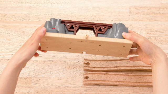 (未使用･未開封品)　BRIO WORLD 落下橋 33391 sdt40b8 Amazon.com: BRIO World Collapsing Bridge for Wooden Train