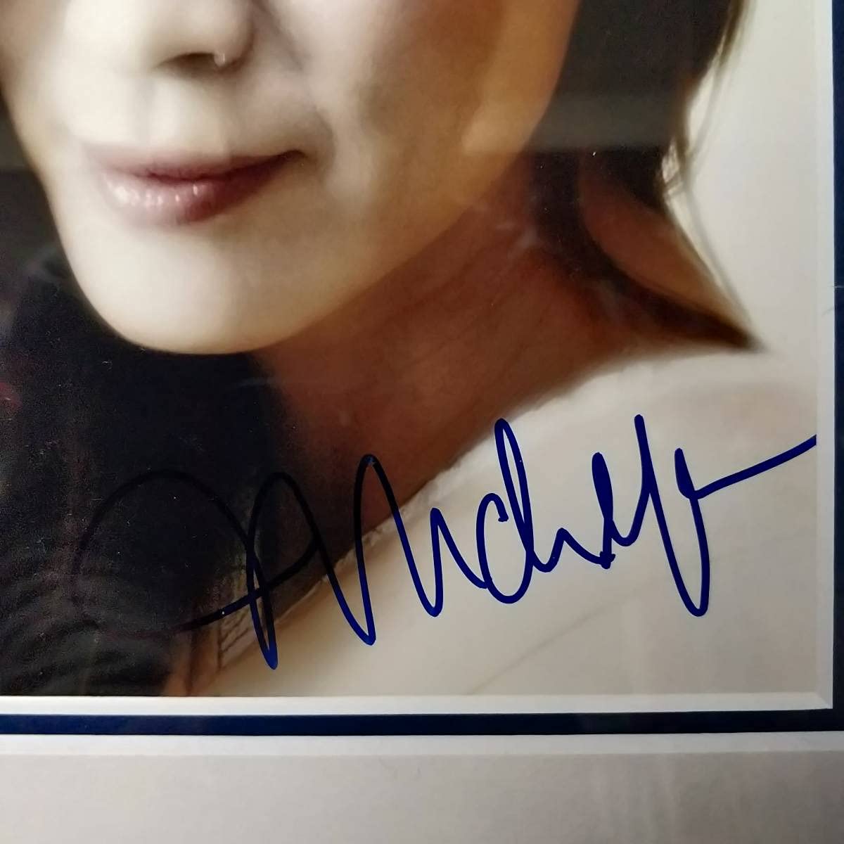 Amazon.co.jp: Michelle Yeoh/楊紫瓊 ミシェルヨー 「SAYURI」直筆 