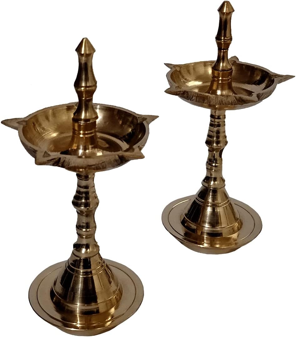 Purpledip Brass Pillar Diya (Set of 2): 5 Lights Mini Oil Lamps (11836A)