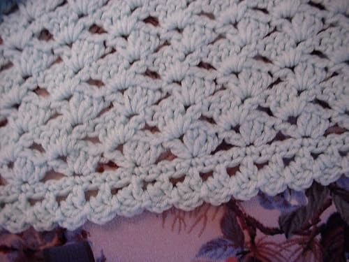 Miniatura 2 de Handmade by Artie Pale Green Shells Crocheted Afghan 49 Inches X 65 Inches