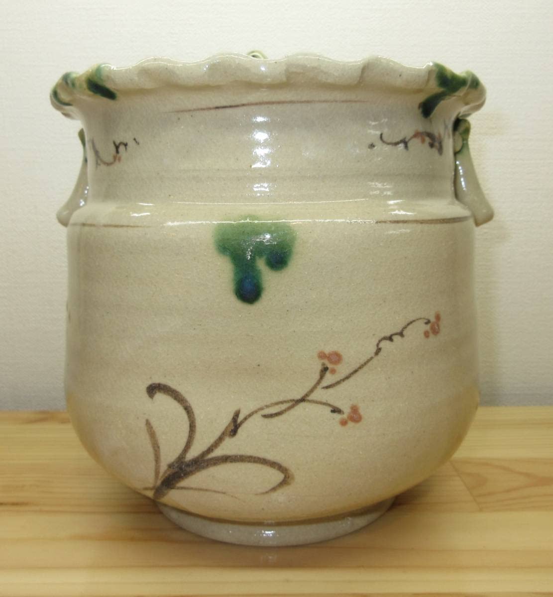 送料込【逢絢亭】茶道具 水指 美濃焼 織部 弥七田写 耳付 林英仁 共箱入り 送料込【逢絢亭】茶道具 水指 美濃焼 織部 弥七田写 耳付 林英仁